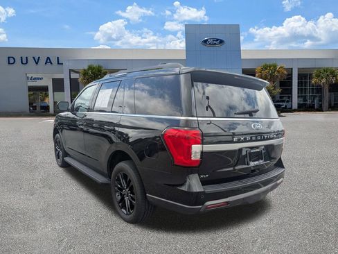 Used 2024 Ford Expedition XLT AWD/4WD image 6