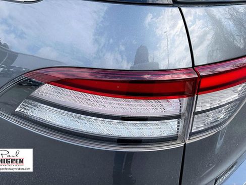 Used 2022 Lincoln Aviator Reserve w/ Equipment Group 201A image 30