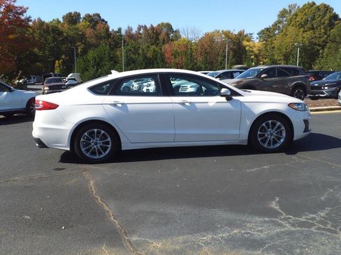 Used 2020 Ford Fusion SE image 8