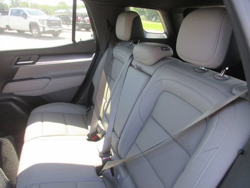 New 2027 GMC Terrain Elevation w/ Elevation Premium Package FWD image 12