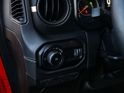 Used 2025 Jeep Wrangler Unlimited Rubicon 392 image 41