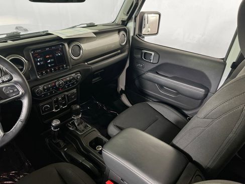 Used 2023 Jeep Wrangler Sahara w/ Safety Group image 23