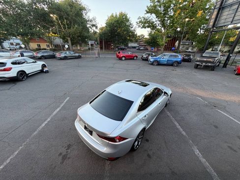 Used 2014 Lexus IS 350 w/ F Sport Package RWD image 8