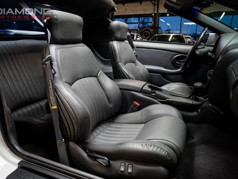 Used 1998 Pontiac Firebird Formula w/ Security Pkg image 17