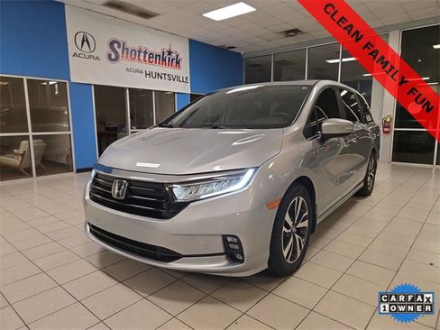 Used 2023 Honda Odyssey Touring image 1