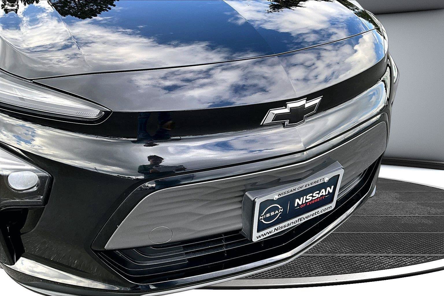 Used 2023 Chevrolet Bolt EUV LT w/ Convenience Package FWD image 31