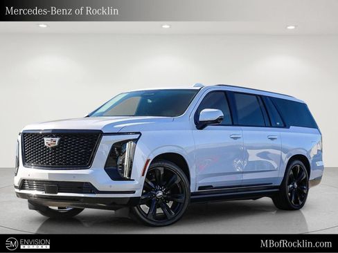 Used 2025 Cadillac Escalade ESV Sport Platinum w/ LPO, Floor Liner Package AWD/4WD image 1