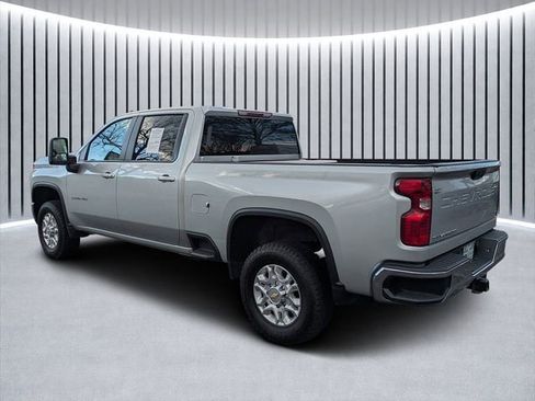 Used 2023 Chevrolet Silverado 3500 LT w/ Convenience Package image 7