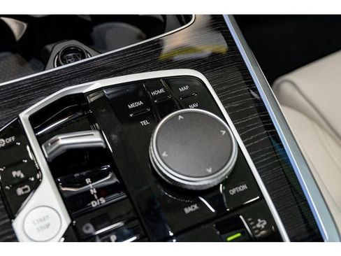 New 2026 BMW X5 xDrive50e w/ M Sport Package image 64