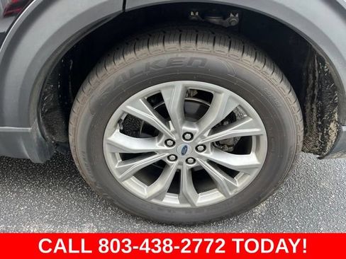 Used 2022 Ford Explorer XLT w/ Equipment Group 202A RWD image 31