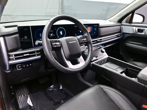 Used 2025 Hyundai Santa Fe Limited image 15