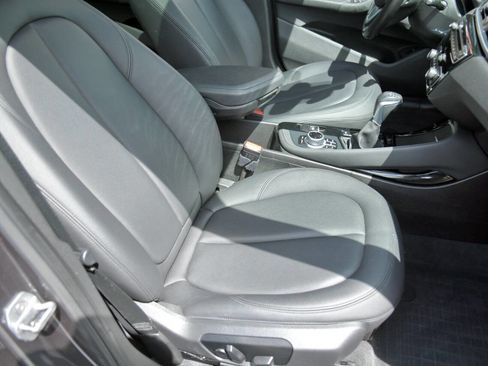 Used 2016 BMW X1 xDrive28i w/ Premium Package image 37