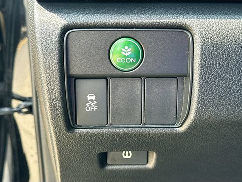 Used 2015 Honda Accord Sport image 10