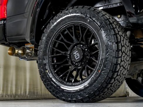 Used 2019 Ford F250 Lariat w/ Lariat Ultimate Package image 53