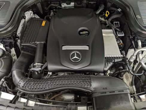 Used 2019 Mercedes-Benz GLC 300 4MATIC image 27