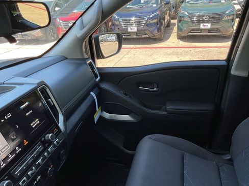 New 2026 Nissan Frontier SV w/ SV Convenience Package RWD image 39