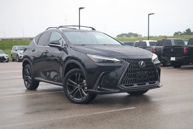 Used 2025 Lexus NX 450h+ AWD w/ Towing Package (2000 Lbs) image 2