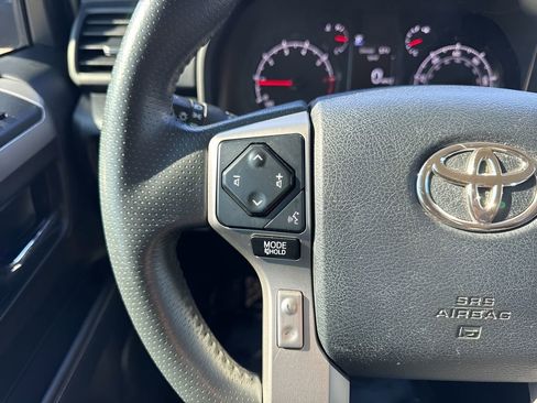 Used 2020 Toyota 4Runner SR5 Premium image 14