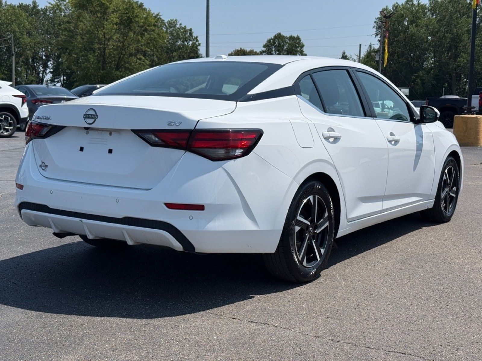 Used 2024 Nissan Sentra SV w/ All-Weather Package FWD image 8