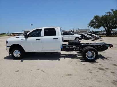New 2026 RAM 3500 Tradesman w/ Chrome Appearance Group A