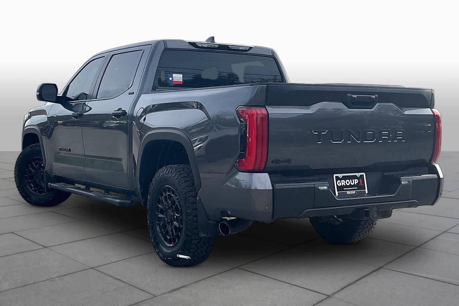 Used 2025 Toyota Tundra SR5 AWD/4WD image 12