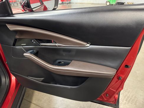 Used 2021 MAZDA CX-30 2.5 Turbo w/ Premium Package image 16