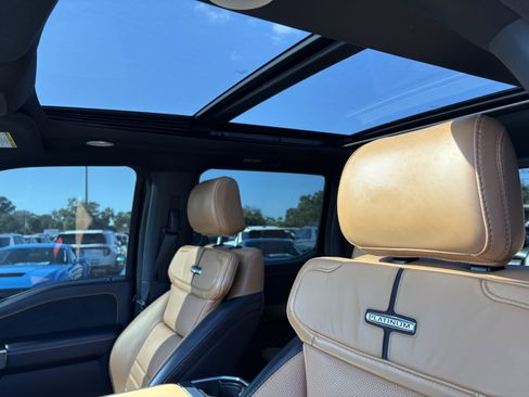 Used 2024 Ford F250 Platinum image 25