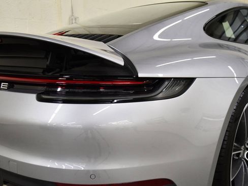 Used 2022 Porsche 911 Carrera w/ Premium Package RWD image 38