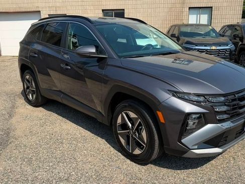 Used 2025 Hyundai Tucson SEL AWD/4WD image 8