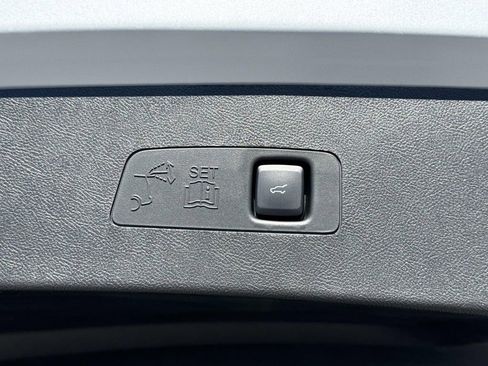 New 2026 Lincoln Corsair Premiere image 12