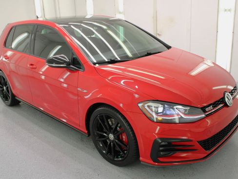 Used 2021 Volkswagen GTI SE FWD image 10