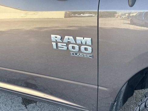 Used 2021 RAM 1500 Classic SLT AWD/4WD image 10