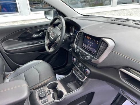 Used 2024 GMC Terrain AT4 w/ Tech Package AWD/4WD image 8