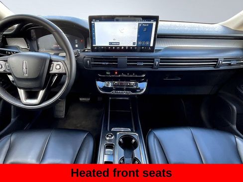 Used 2023 Lincoln Corsair Standard image 17