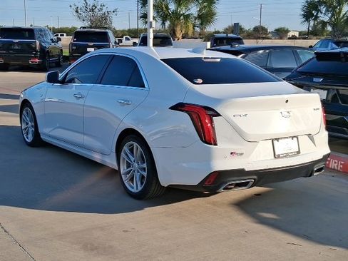 Used 2024 Cadillac CT4 Luxury image 4
