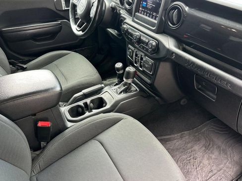 Used 2020 Jeep Wrangler Unlimited Sport AWD/4WD image 33