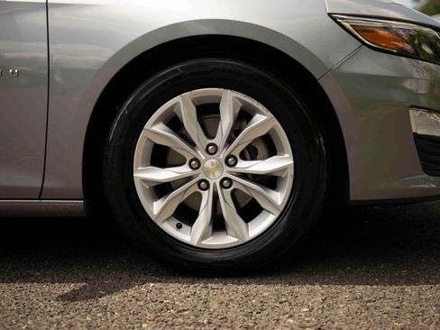 Used 2023 Chevrolet Malibu LT FWD image 25