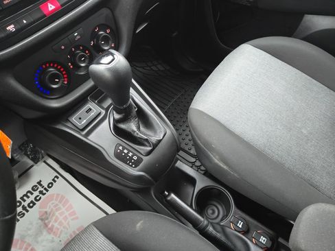 Used 2020 RAM ProMaster City SLT w/ Popular Equipment Group image 25