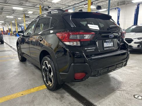 Certified 2022 Subaru Crosstrek 2.5i Limited image 6
