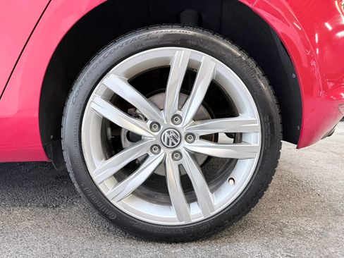 Used 2015 Volkswagen Golf SEL FWD image 7