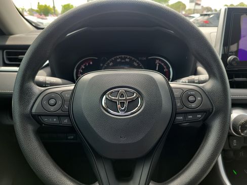 Used 2025 Toyota RAV4 XLE w/ Convenience Package FWD image 23
