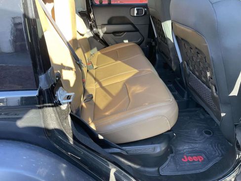 Used 2023 Jeep Wrangler Unlimited Rubicon 4xe w/ Steel Bumper Group image 45