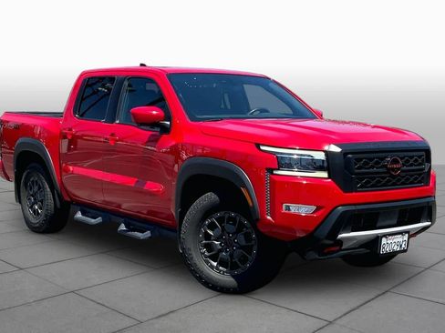 Used 2023 Nissan Frontier PRO-4X w/ Pro-4X Premium Package AWD/4WD image 2