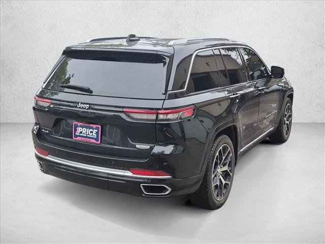 Used 2022 Jeep Grand Cherokee Summit AWD/4WD image 5