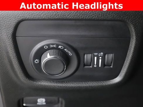 Used 2024 Jeep Grand Cherokee Altitude image 20