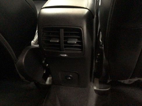 Used 2024 Ford Escape Platinum image 26