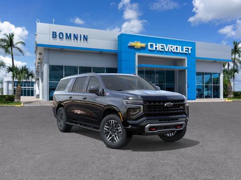 New 2026 Chevrolet Suburban Z71 AWD/4WD image 2