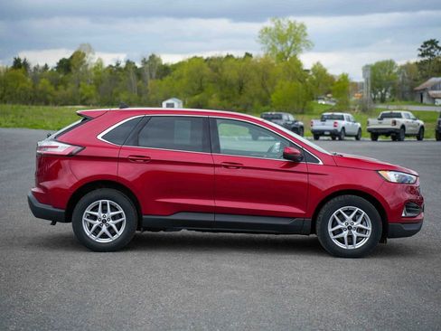 Used 2024 Ford Edge SEL w/ Convenience Package AWD/4WD image 4