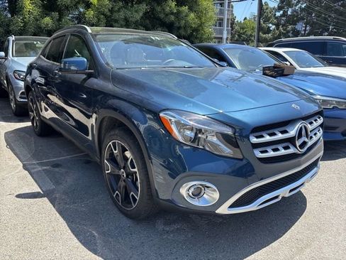 Used 2019 Mercedes-Benz GLA 250 4MATIC image 2