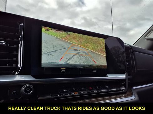 Used 2023 Chevrolet Silverado 1500 RST AWD/4WD image 18